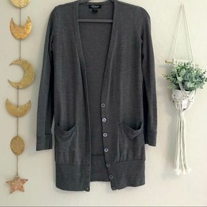 Gray cardigan🌿🕊